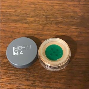 Meech and Mia eyeshadow